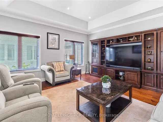 House For Sale in Wasaga Beach, Ontario