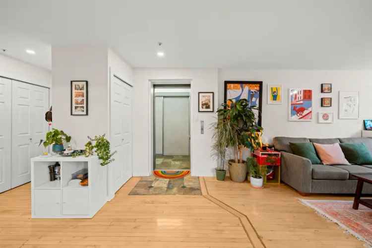 Kitsilano Condo for Sale 2 Beds 2 Baths