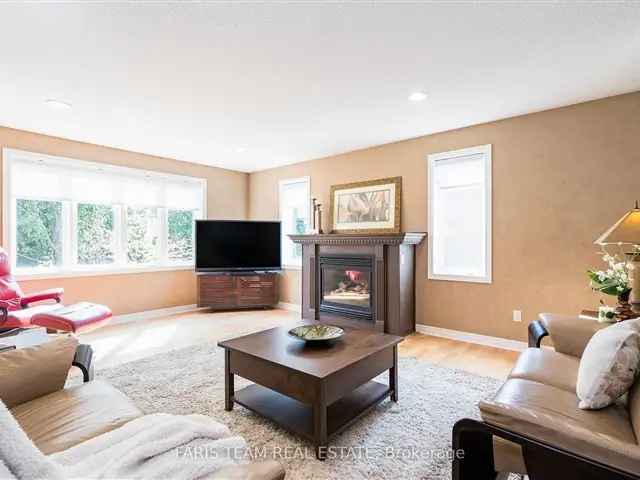 House For Sale in Barrie, Ontario