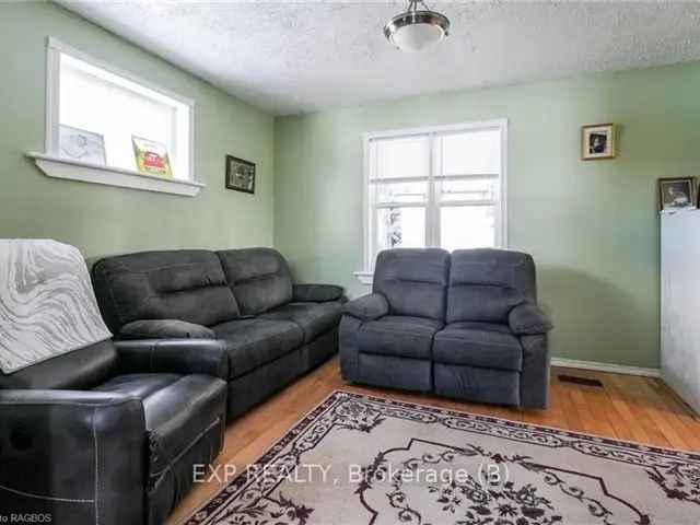 House For Sale in Meaford, Ontario