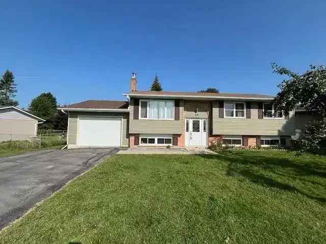 69 Old Oak Road -  in Kingston