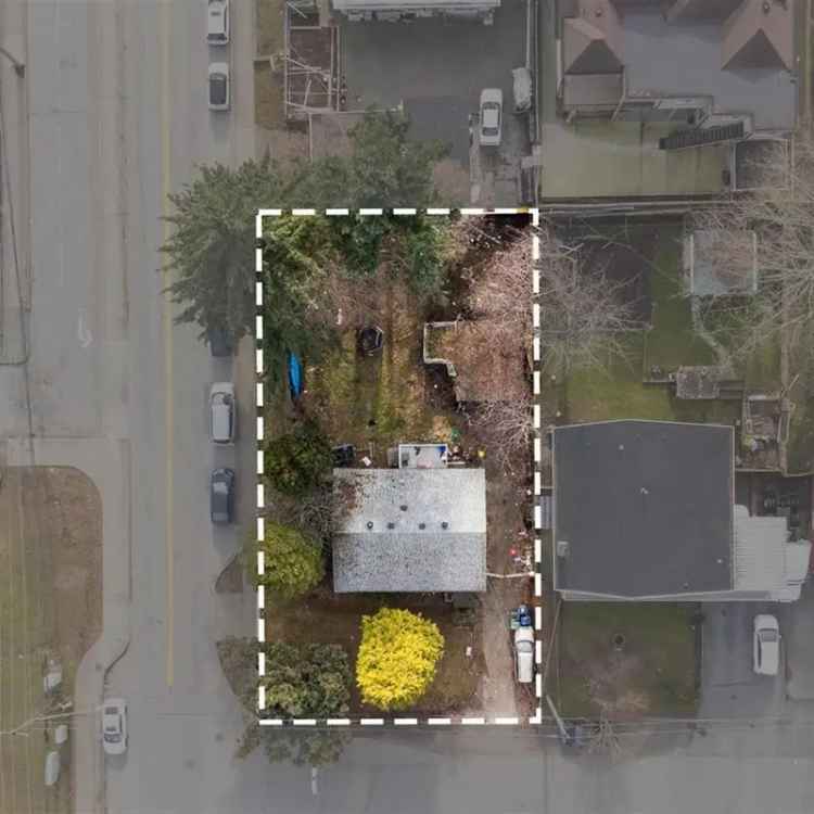 Developers Dream! 7370 Sq Ft R3 Lot - Prime Location