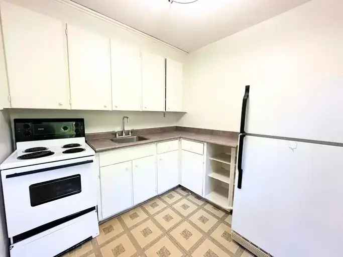 Apartment For Rent in Toronto, Ontario