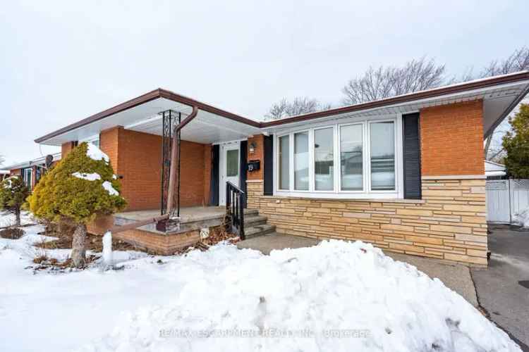 Updated Bungalow with In-Law Suite Multi Generational Living