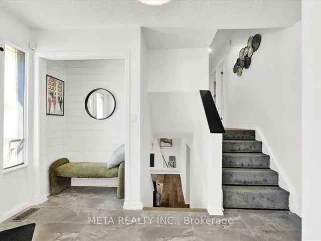 Ashburnham Family Home with Pool and Finished Basement