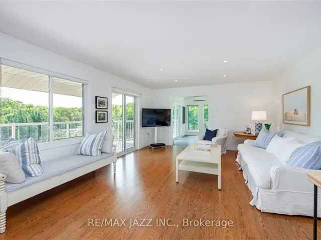 House For Sale in Havelock-Belmont-Methuen, Ontario