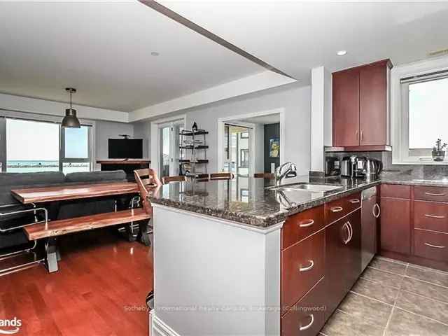 Condo For Rent in Collingwood, Ontario