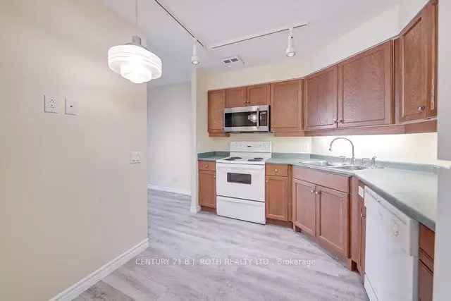 Condo For Sale in Toronto, Ontario