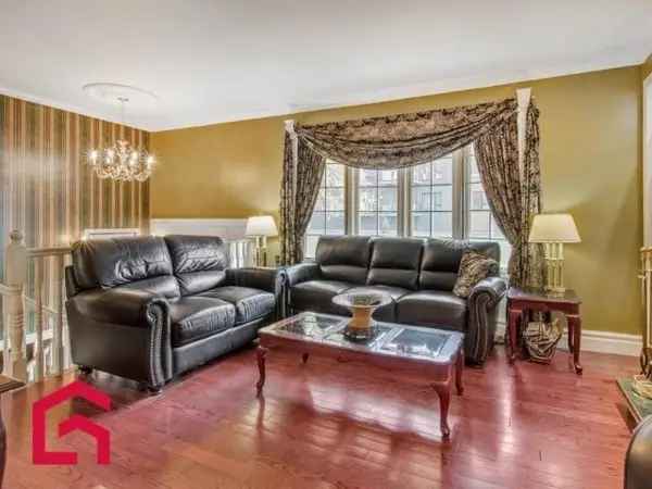 Bungalow for Sale 4 Bedrooms 2 Baths Family Home