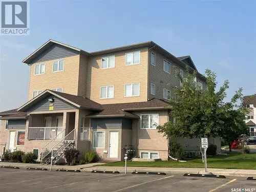 2 Bedroom Condo for Sale in Pleasant Hill Saskatoon