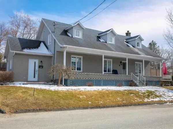 Family Home in Danville with Pellet Stove and Heat Pump