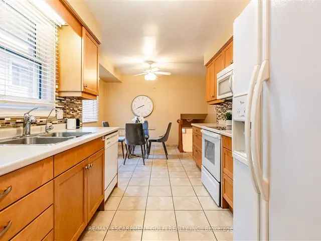 Niagara Falls 3-Level Backsplit 3 Bed 2 Bath Updated Home