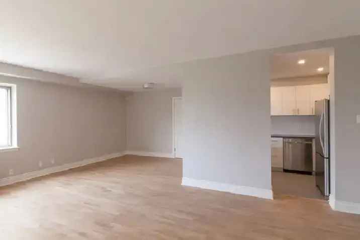 Fully Renovated 2 Bed 2 Bath Condo Westmount