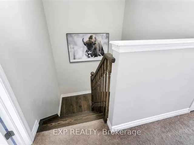 3 Bed 3 Bath Townhouse in Milton's Clarke Neighborhood