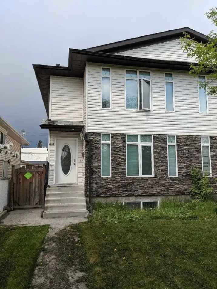 Rent 4 Bedroom House in Hazeldean with Double Car Garage