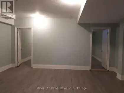 2 rooms apartment of 72 m² in Toronto