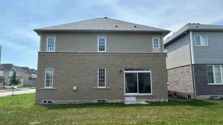 House For Sale in Thorold, Ontario