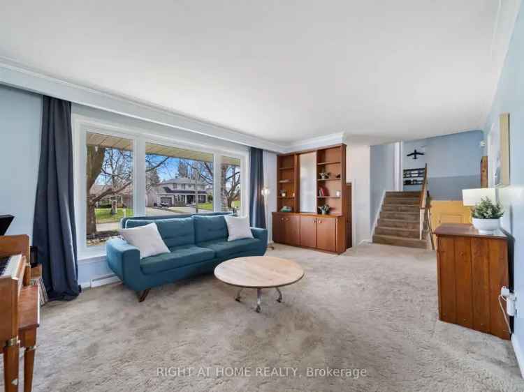 Spacious 4-Bedroom Barrie Home with In-Law Suite Potential