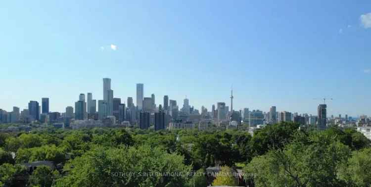 House For Sale in Toronto, Ontario