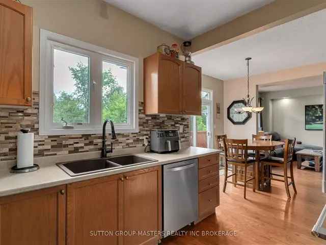 House For Sale in Kingston, Ontario