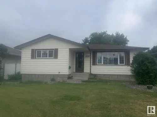 House For Sale In Kensington, Edmonton, Alberta