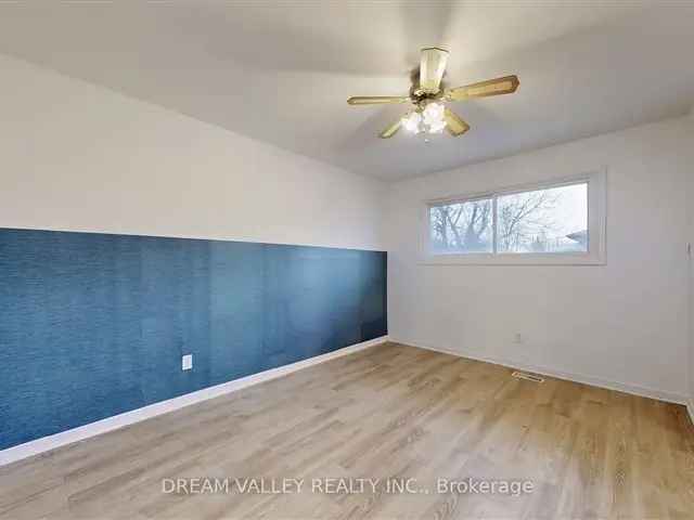 House For Sale in 602, Gibb Street, Oshawa, Ontario