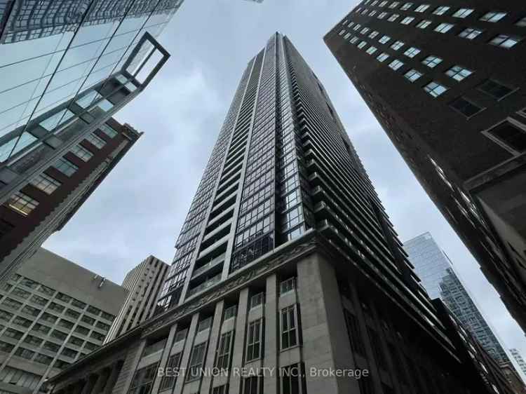 House For Sale in 70, Temperance Street, Toronto, Ontario