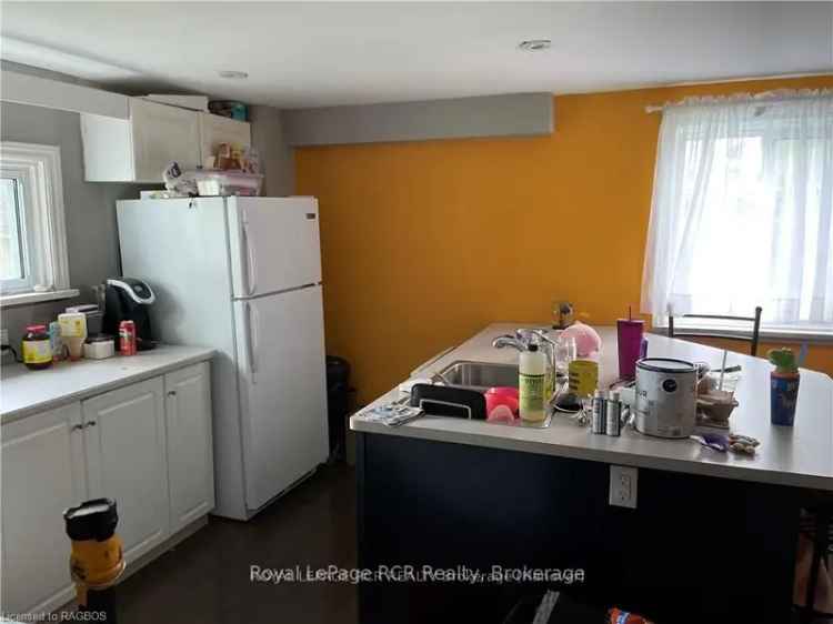 Harriston Duplex - Updated Units - Great Rental Income