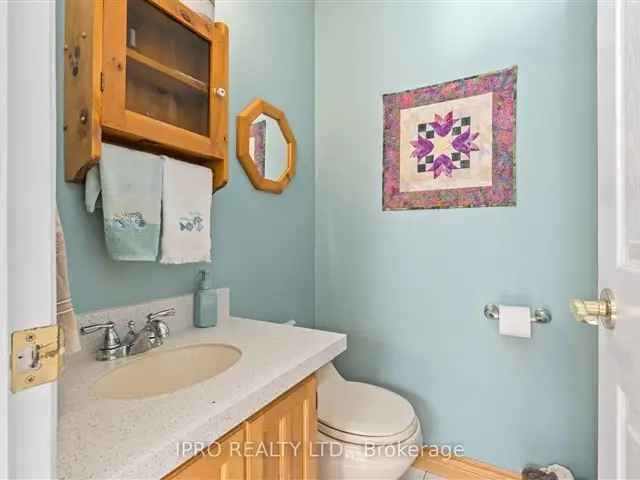 4 Bedroom 3 Bathroom Home in Family Friendly Cul De Sac