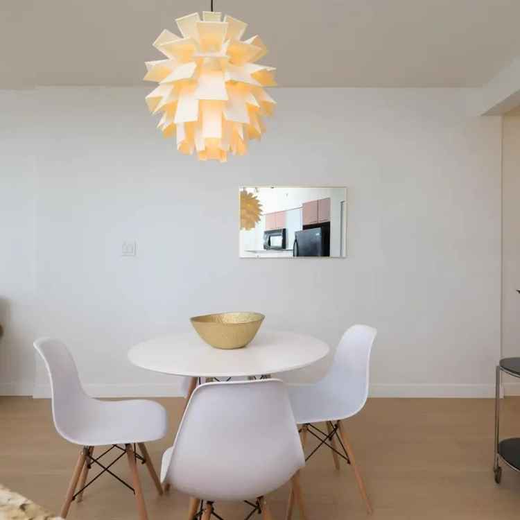 2 Bed 2 Bath Home with Sweeping Views