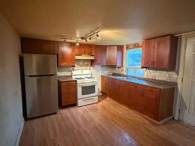 House For Sale in Georgina, Ontario