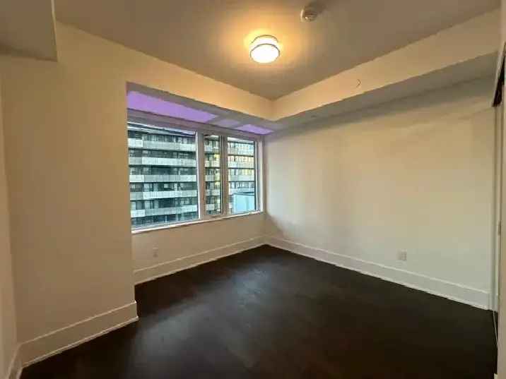 Spacious 1-Bedroom Apartment Toronto Stunning Views