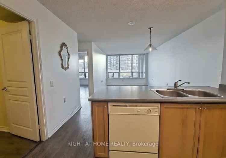 Condo For Sale in Richmond Hill, Ontario