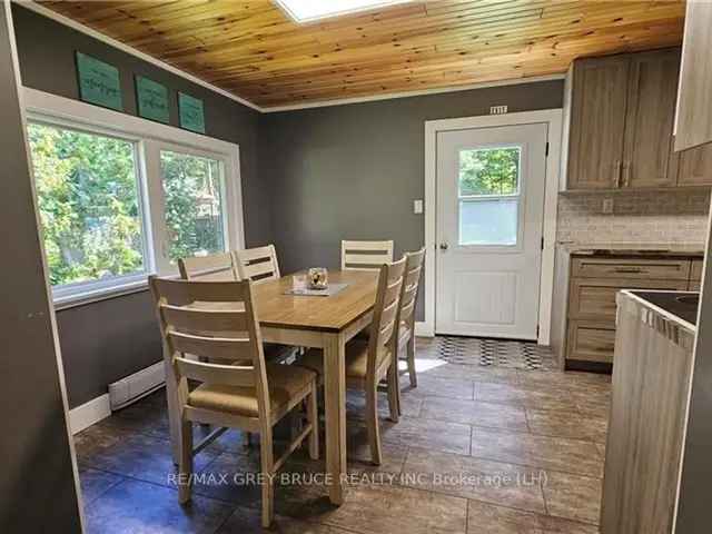 House For Sale in Municipality of Northern Bruce Peninsula, Ontario