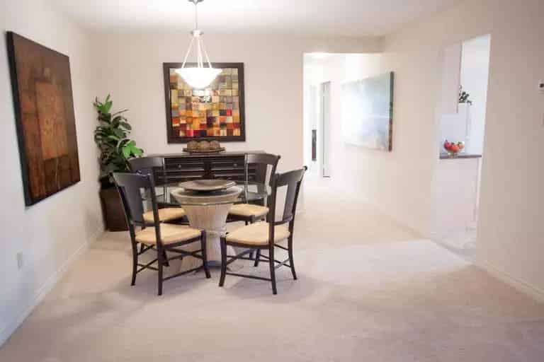 Rent Apartment in North London with Indoor Pool and Gym
