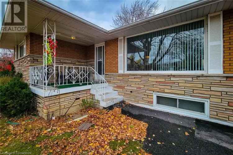 Buy Detached Bungalow Near Mohawk College in West Mountain