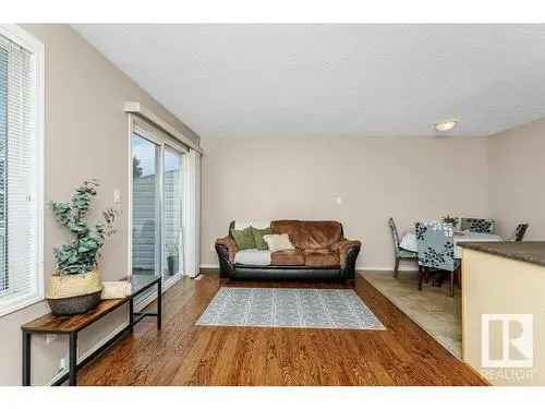 Townhouse For Sale in Canon Ridge Edmonton