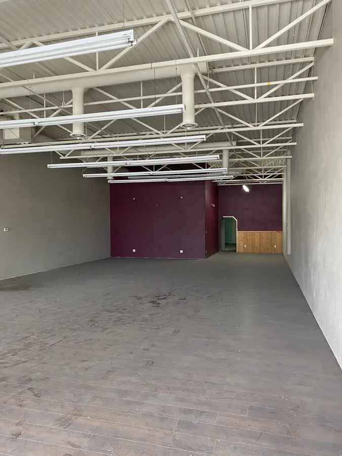 Retail For Rent in Town of Gibbons, Alberta