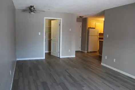 Rent 2 Rooms Apartment in Edmonton with Spacious Amenities