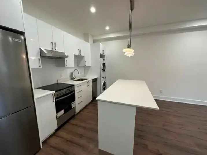 Renovated 1 Bed 1 Bath Apartment Near Villa Maria Metro Pet Friendly