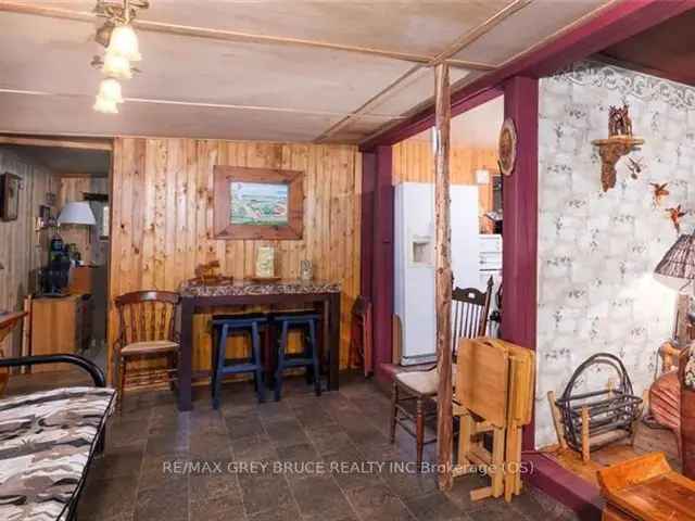 Stokes Bay Cottage: Lake Huron Getaway Near Bruce Peninsula