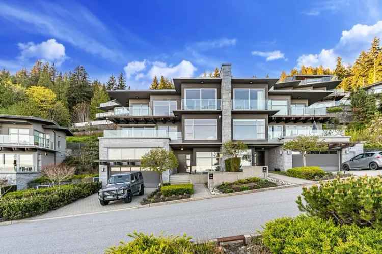 Luxury West Vancouver Home with Panoramic Views