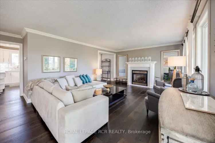 House For Sale in East Gwillimbury, Ontario