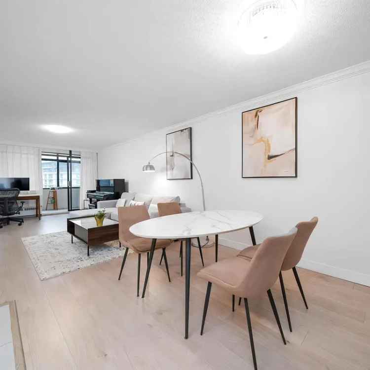 Richmond Centre Renovated Apartment Near Canada Line Skytrain