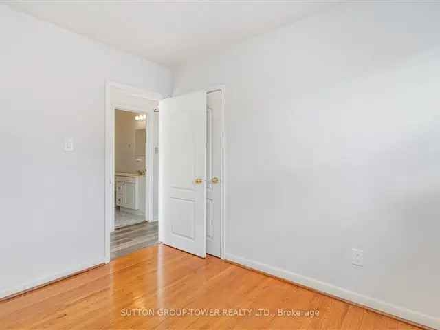 House For Sale in Toronto, Ontario