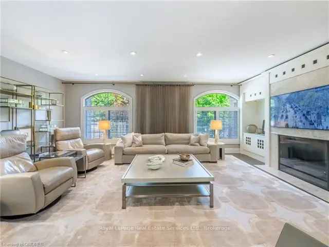 Luxury Lakefront Home in West Harbour Oakville