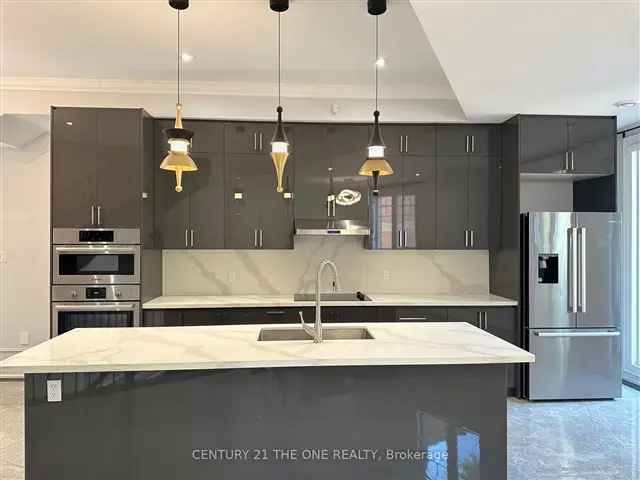 Luxury South Leaside Home near Schools and Amenities