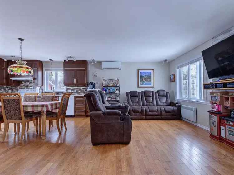 Two or more storey for sale, 5-7, Av. Bolduc, Notre-Dame-des-Prairies - Proprio Direct