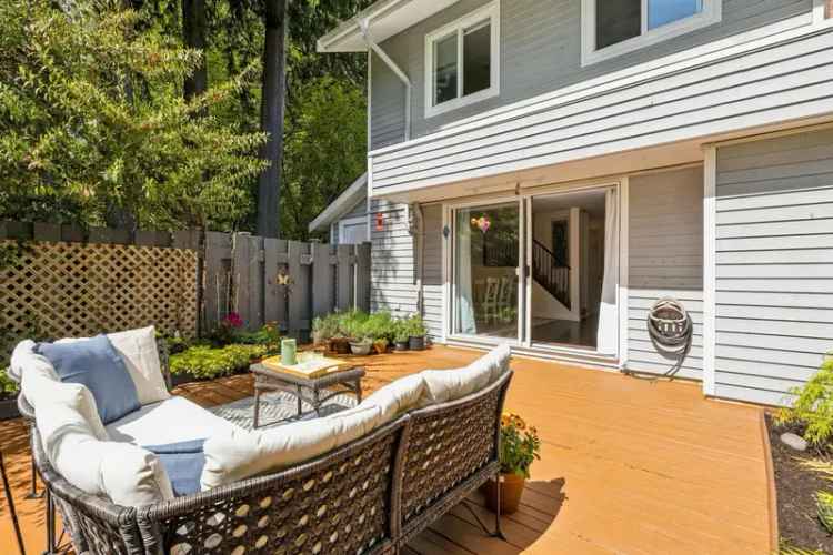 3 Bedroom Townhouse in Lynn Valley North Vancouver