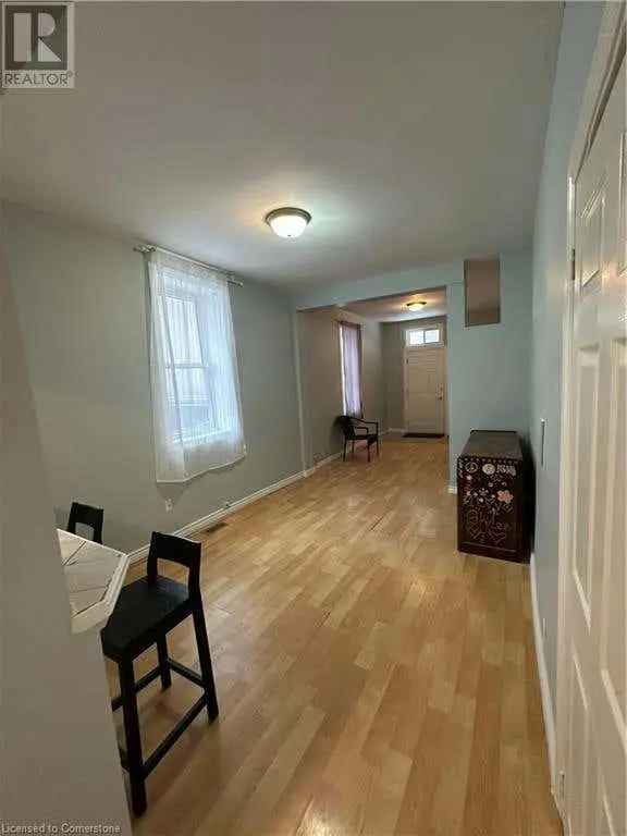 Rent Tiny Home in Attractive Community with Covered Patio Area